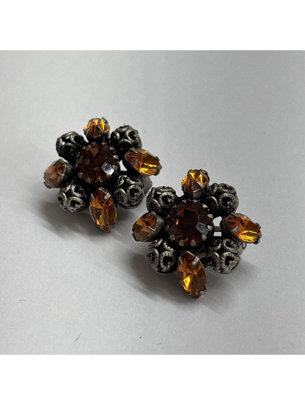 Vintage Joan Rivers Silver-tone Topaz Color-Rhinestone Clip-on Earrings! 0722